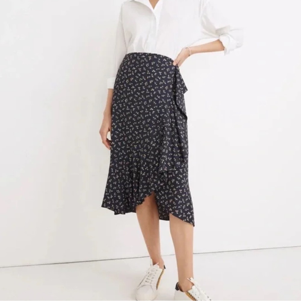 Madewell casual blue flutter skirt
